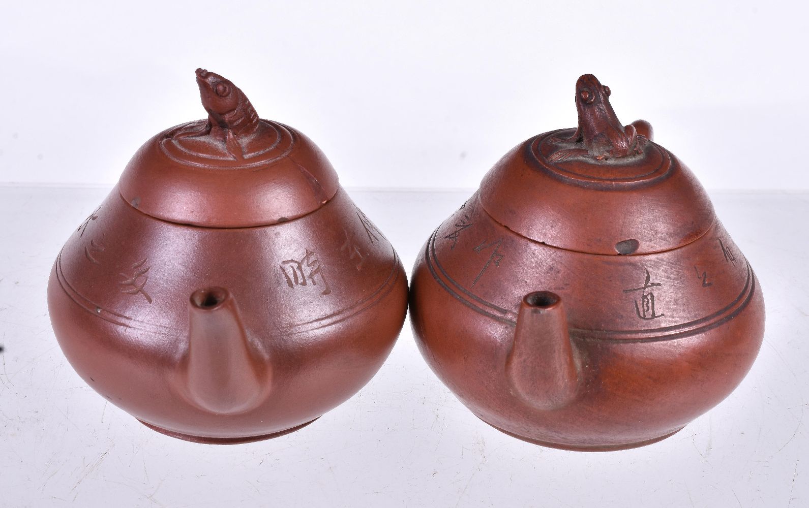 Two Chinese inscribed Yixing teapots - Image 4 of 4