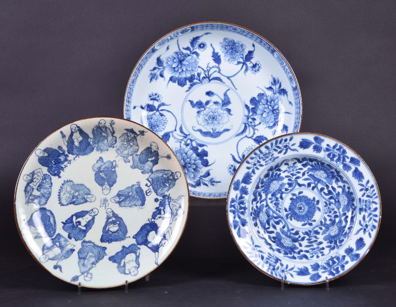 A Chinese blue and white 'Dragon and Phoenix' bowl - Image 2 of 9