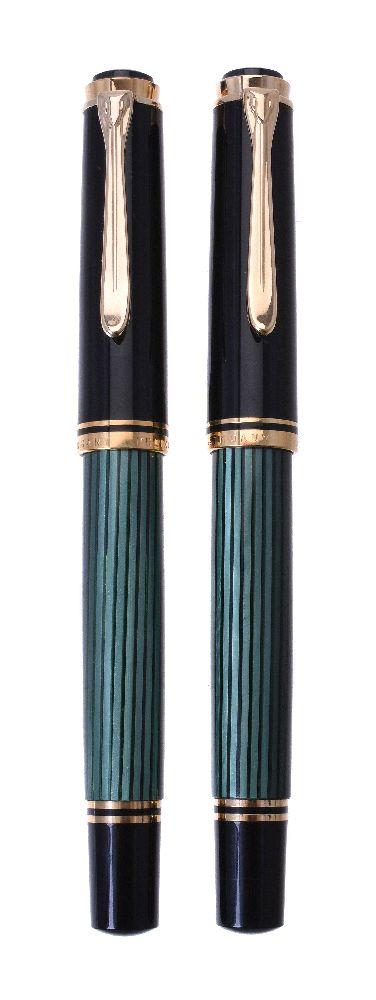 Pelikan, Souveran M400, a green and black fountain pen and roller ball pen