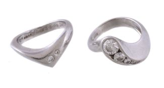 A platinum diamond dress ring