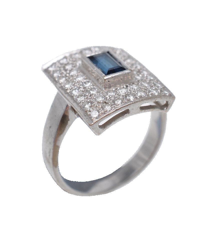 A sapphire and diamond panel ring