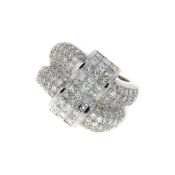 A diamond dress ring