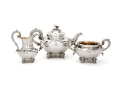 ϒ An early Victorian silver three piece baluster tea service by Edward,Edward junior, John & William