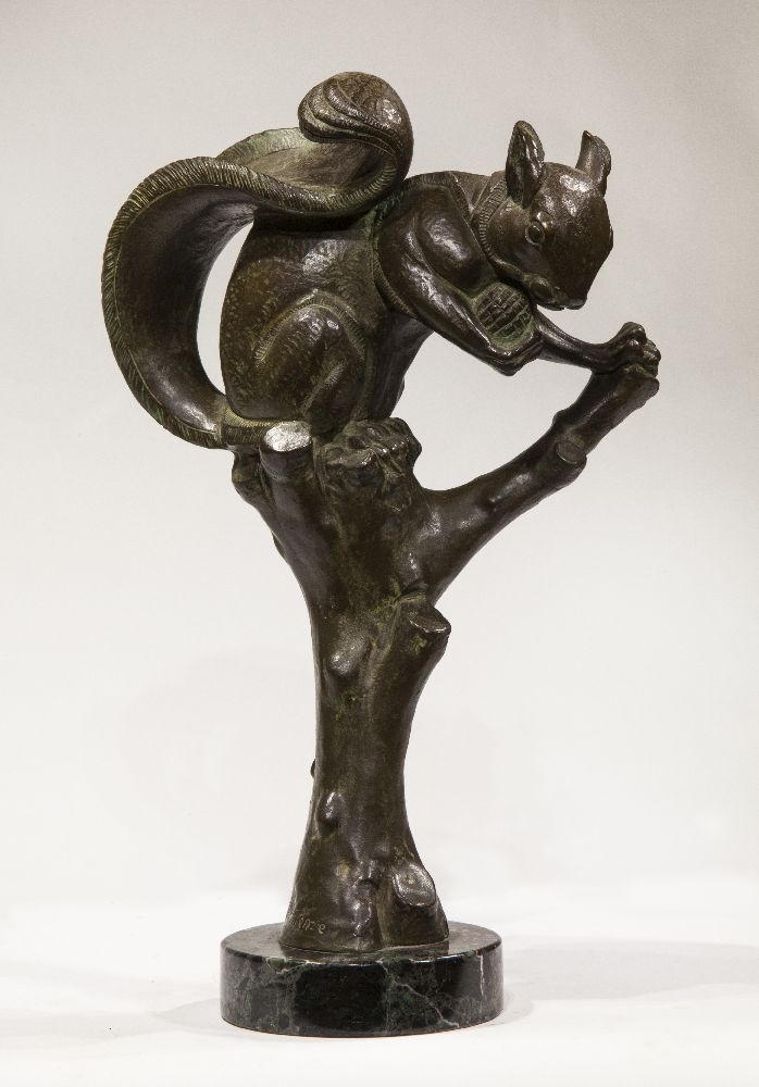 λ Sirio Tofanari (Italian, 1886 - 1969), Red Squirrel with Nut