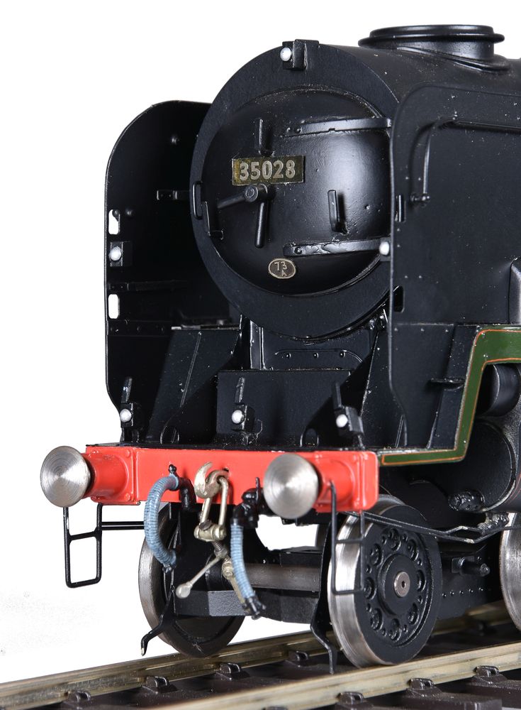 A gauge 1 model of a British Railways 4-6-2 rebuilt Merchant Navy Class tender locomotive No 35028 - Image 3 of 4