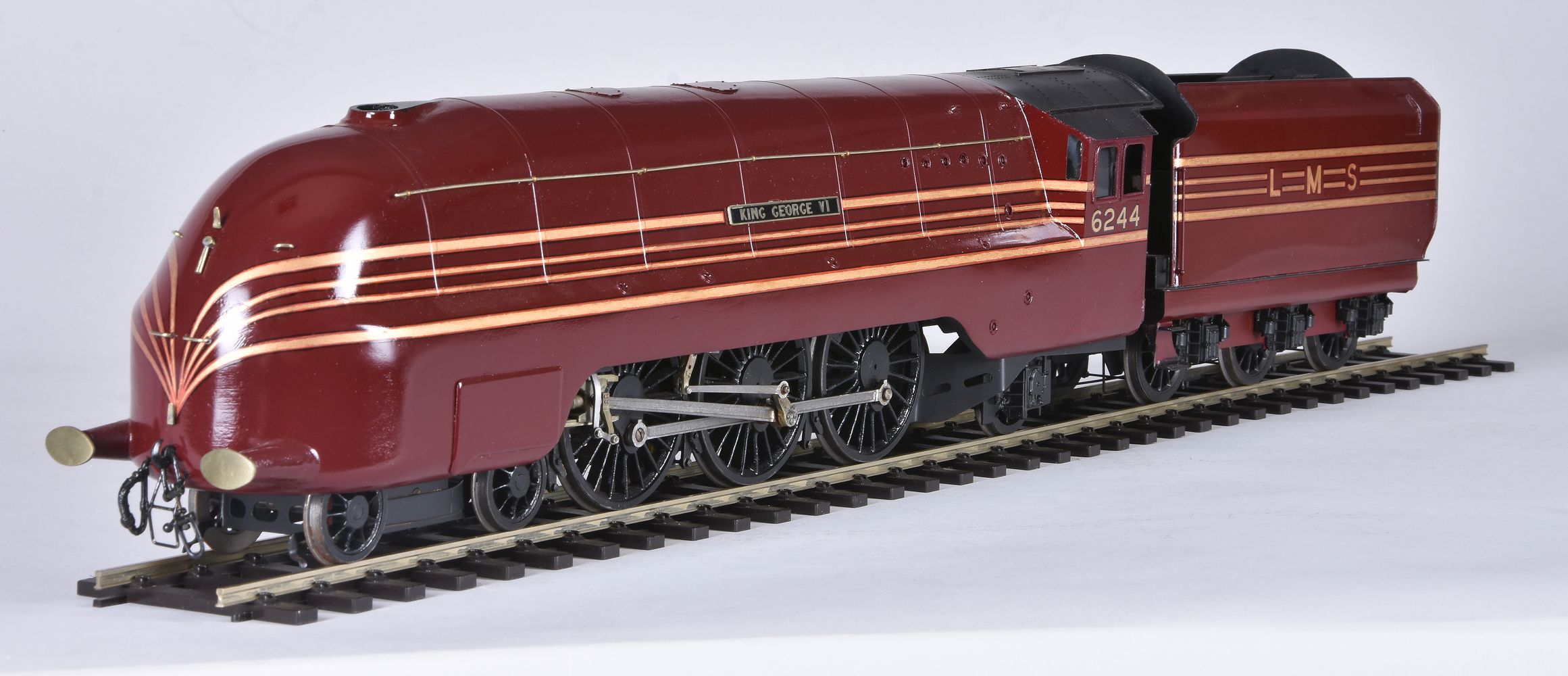 A gauge 1 model of a 4-6-2 tender locomotive No 6244 ‘King George VI’ - Image 4 of 4