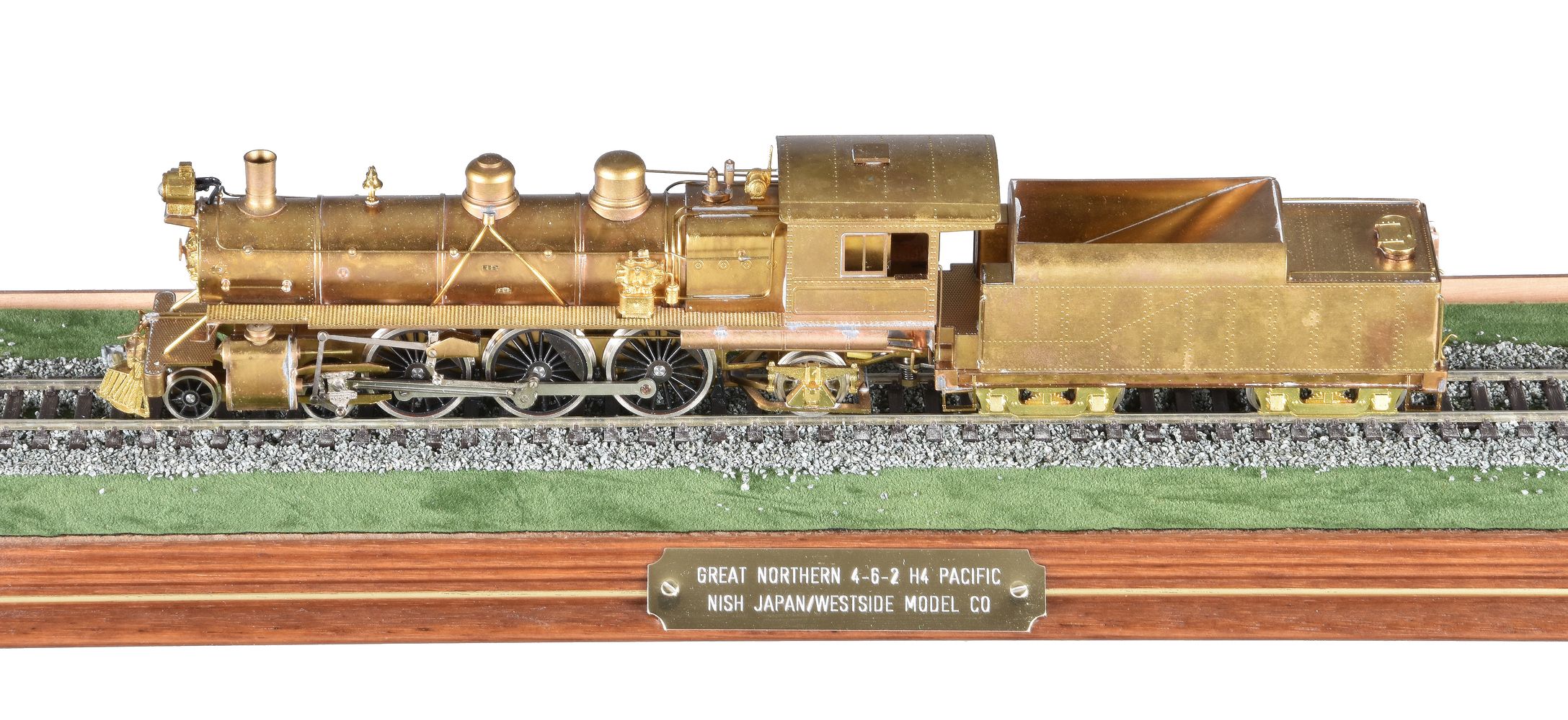 A HO gauge brass model of a Great Northern Railroad Class H-4 4-6-2 Pacific tender locomotive