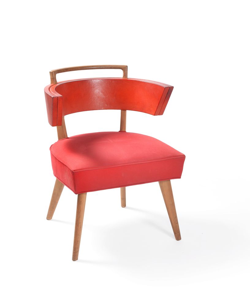 Lamberty Bespoke, a Winston chair