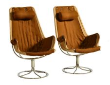 Bruno Mattsson for DUX, a pair of Jetson swivel chairs