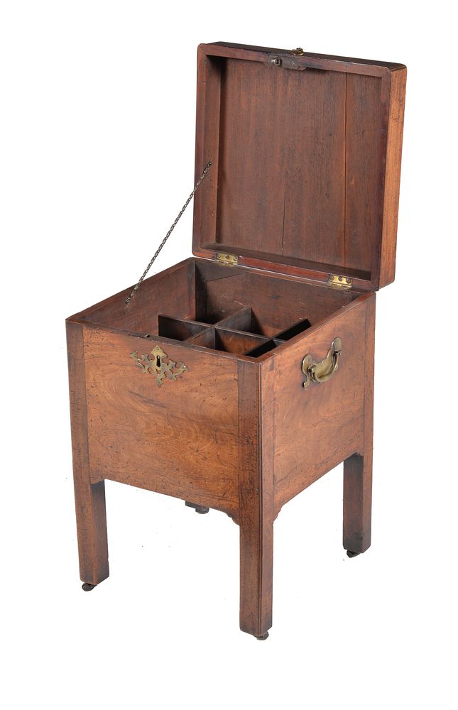 A George III mahogany cellaret - Image 2 of 2