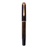 Pelikan, Souveran M400, a brown and black fountain pen