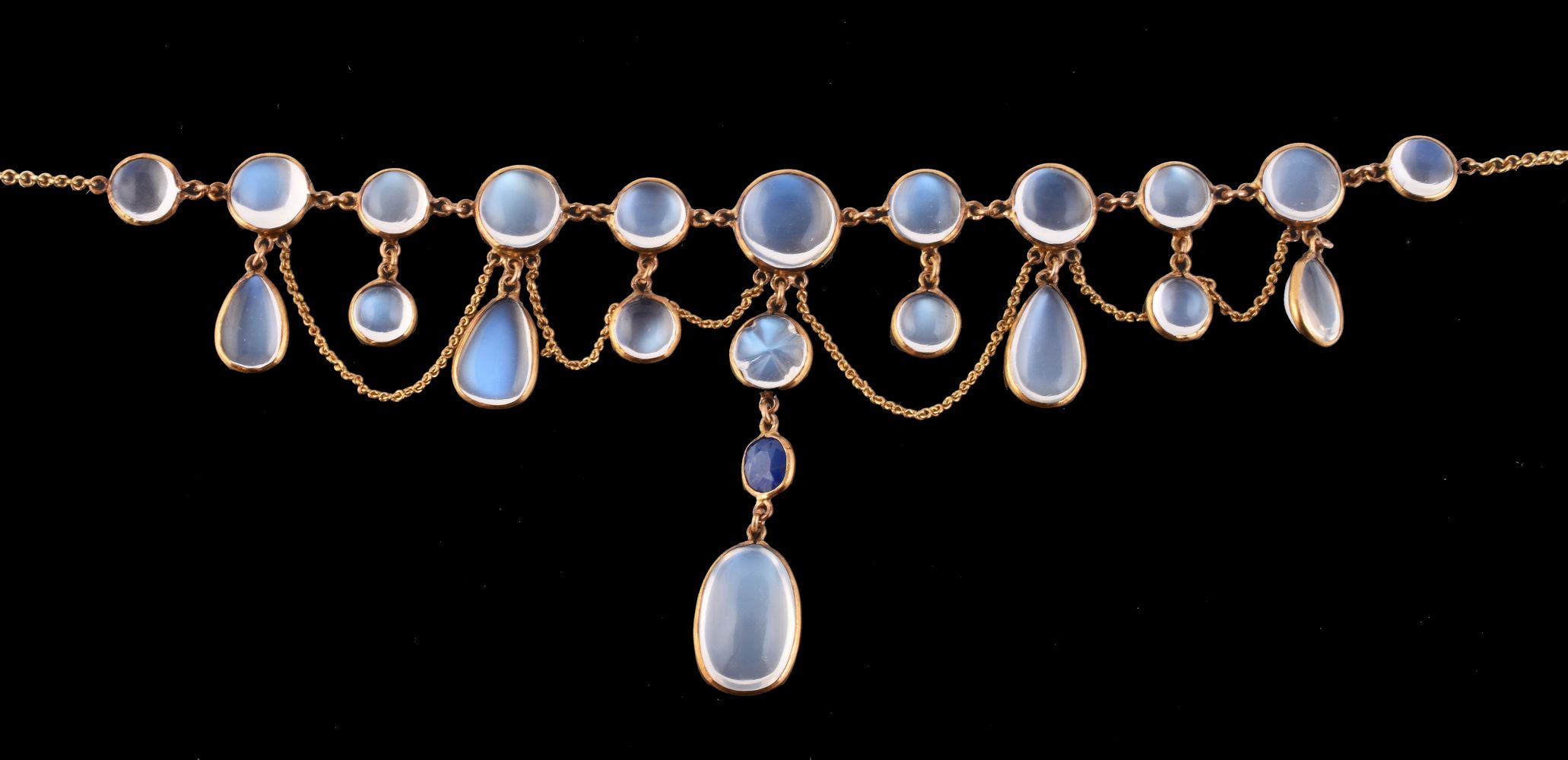 An early 20th century moonstone and sapphire necklace - Image 2 of 2