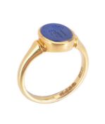 A lapis lazuli intaglio ring