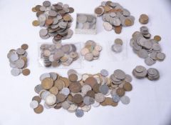 World coins, post war cupro-nickel and other base coinage