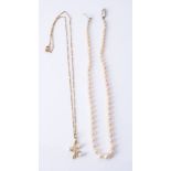 A single strand cultured pearl necklace