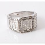 An 18 carat gold diamond dress ring