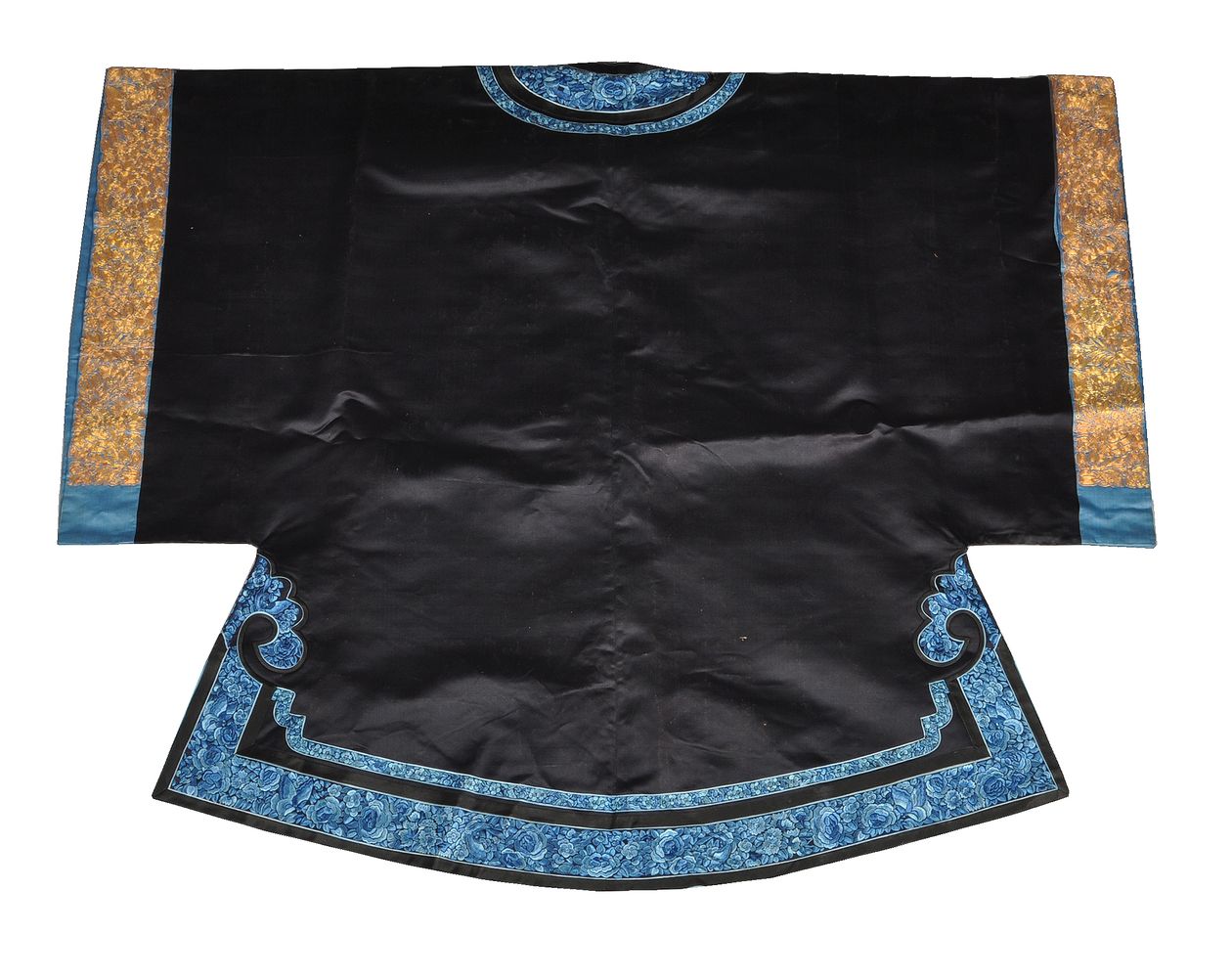 A fine midnight blue satin silk lady's front opening robe - Image 2 of 7