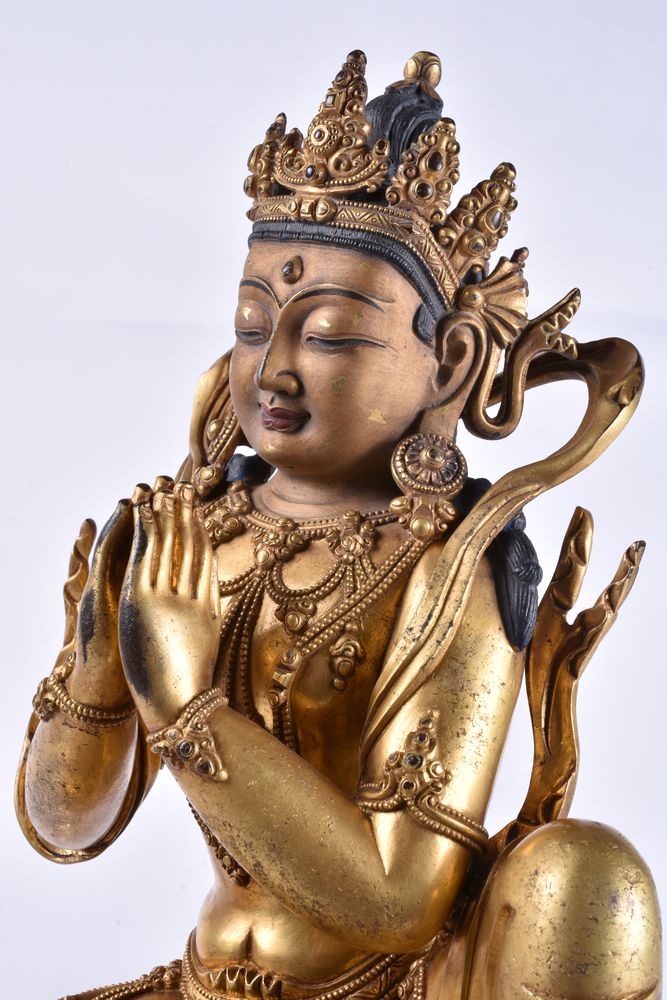 A Sino-Tibetan Gilt Bronze Figure of a Bodhisattva - Image 2 of 4