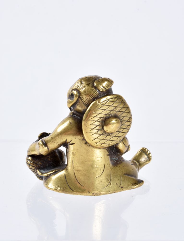 A Chinese bronze scroll weight - Image 2 of 3