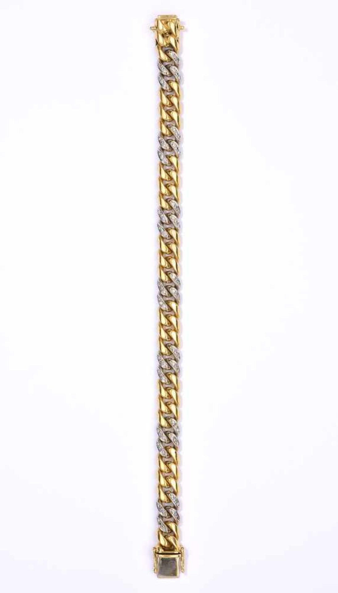 Armband750-Gelb-/Weißgold. Meistermarke, besetzt mit 84 Diamanten. L 19 cm, 50 g.