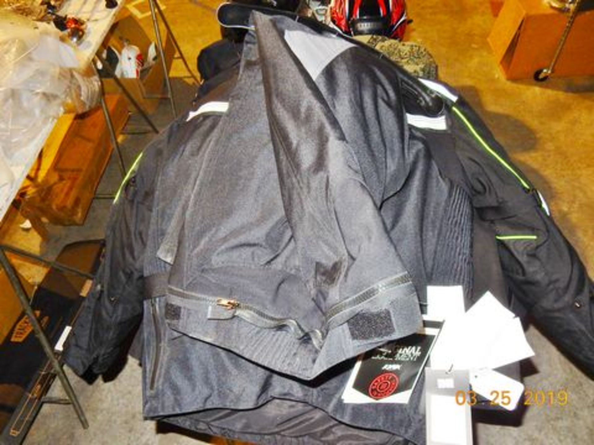 LOT (5) NEW TRIUMPH JACKETS - Image 5 of 5