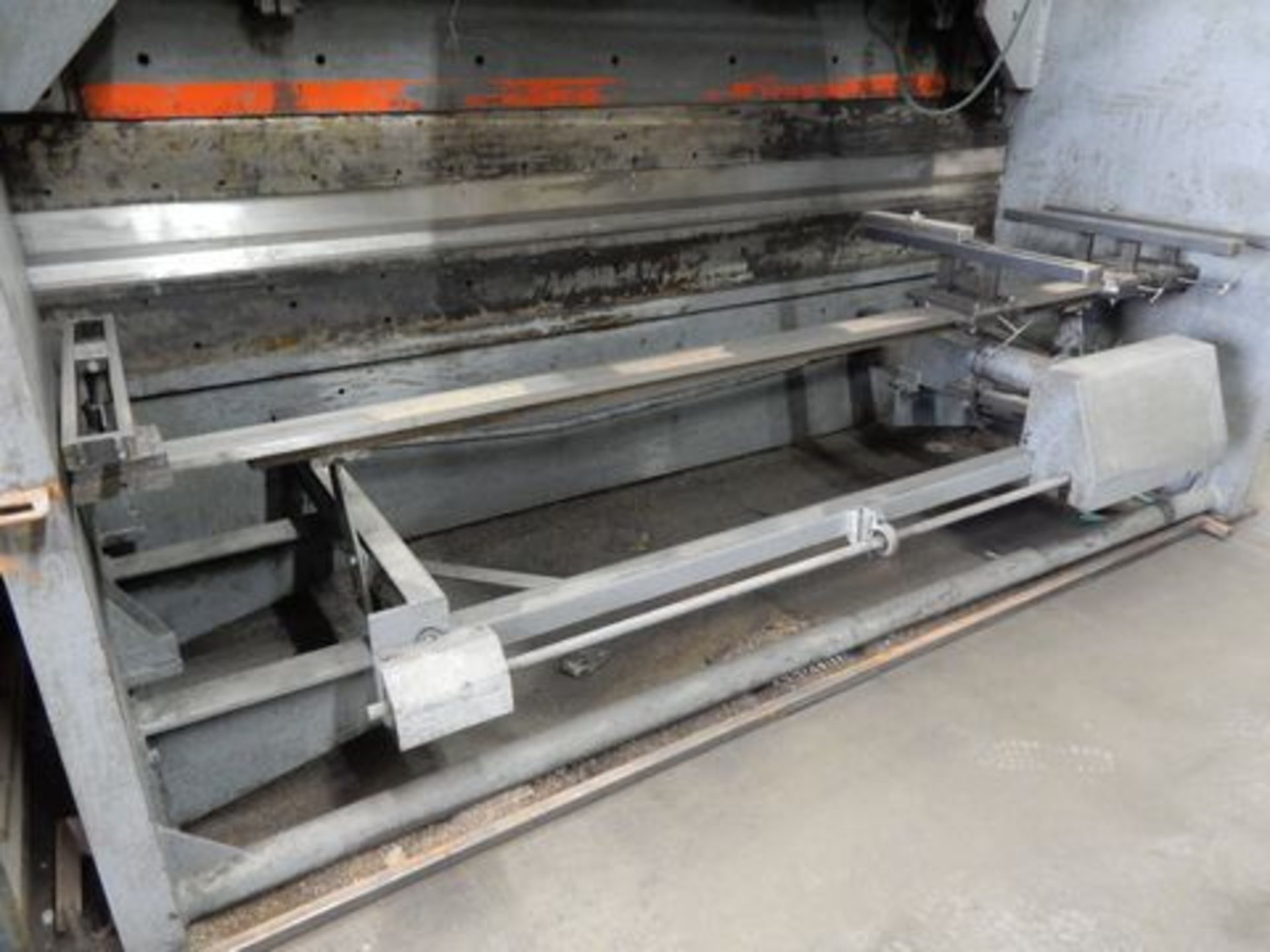 HTC HYD. PRESS BRAKE, 150 TON X 12' CAP. - Image 6 of 6