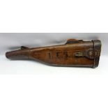 Leather leg of mutton shotgun case initialled L. E.