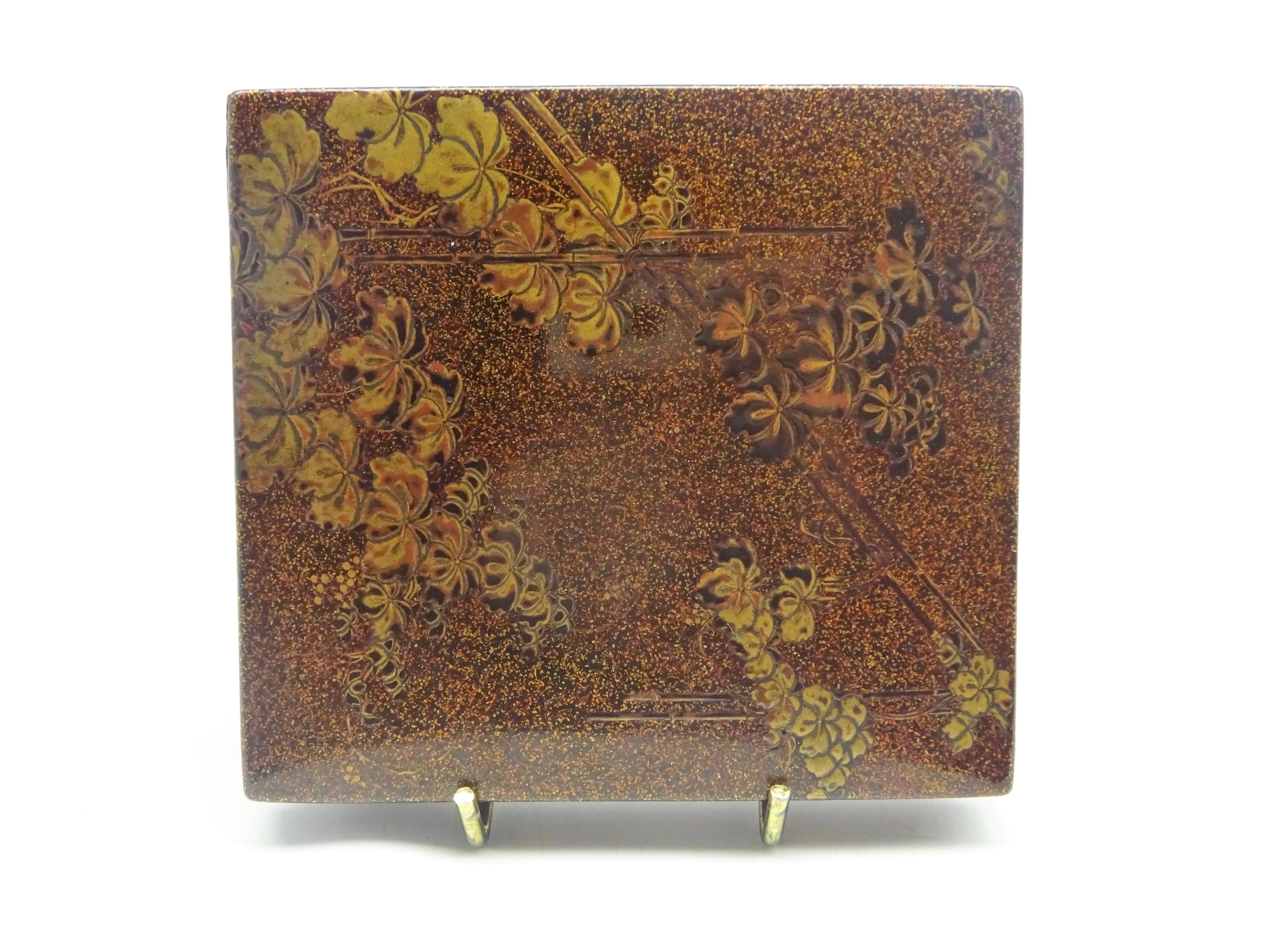 Japanese shallow rectangular lacquer box and cover,