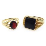 Gold onyx ring and Gold garnet ring, both hallmarked 9ct, approx 8.