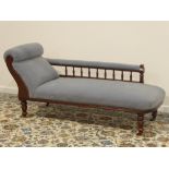 Edwardian walnut framed chaise longue, spindle back, upholstered pale blue fabric, turned supports,