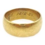 18ct gold wedding band, hallmarked, approx 11.