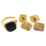9ct gold black onyx signet ring and pair of 9ct gold cuff-links, hallmarked approx 6.