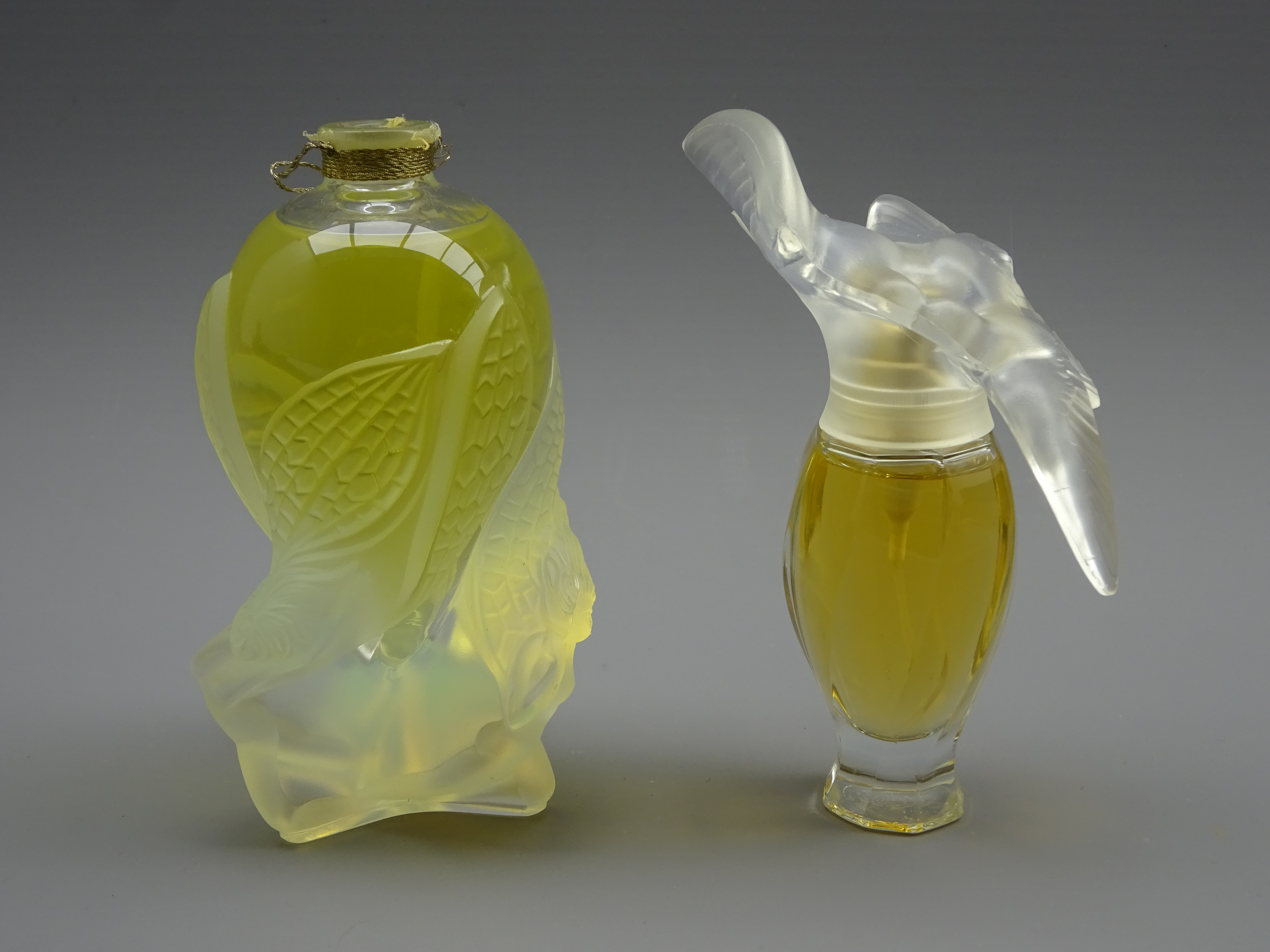 Lalique limited edition perfume bottle 'Les Elfes', H12.