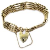 9ct gold four bar gate link bracelet, hallmarked, approx 33.