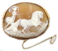 Victorian gold mounted cameo brooch depicting Roman goddess Aurora Condition Report &