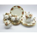 Royal Albert 'Old Country Roses' tea set for six and six dinner plates,