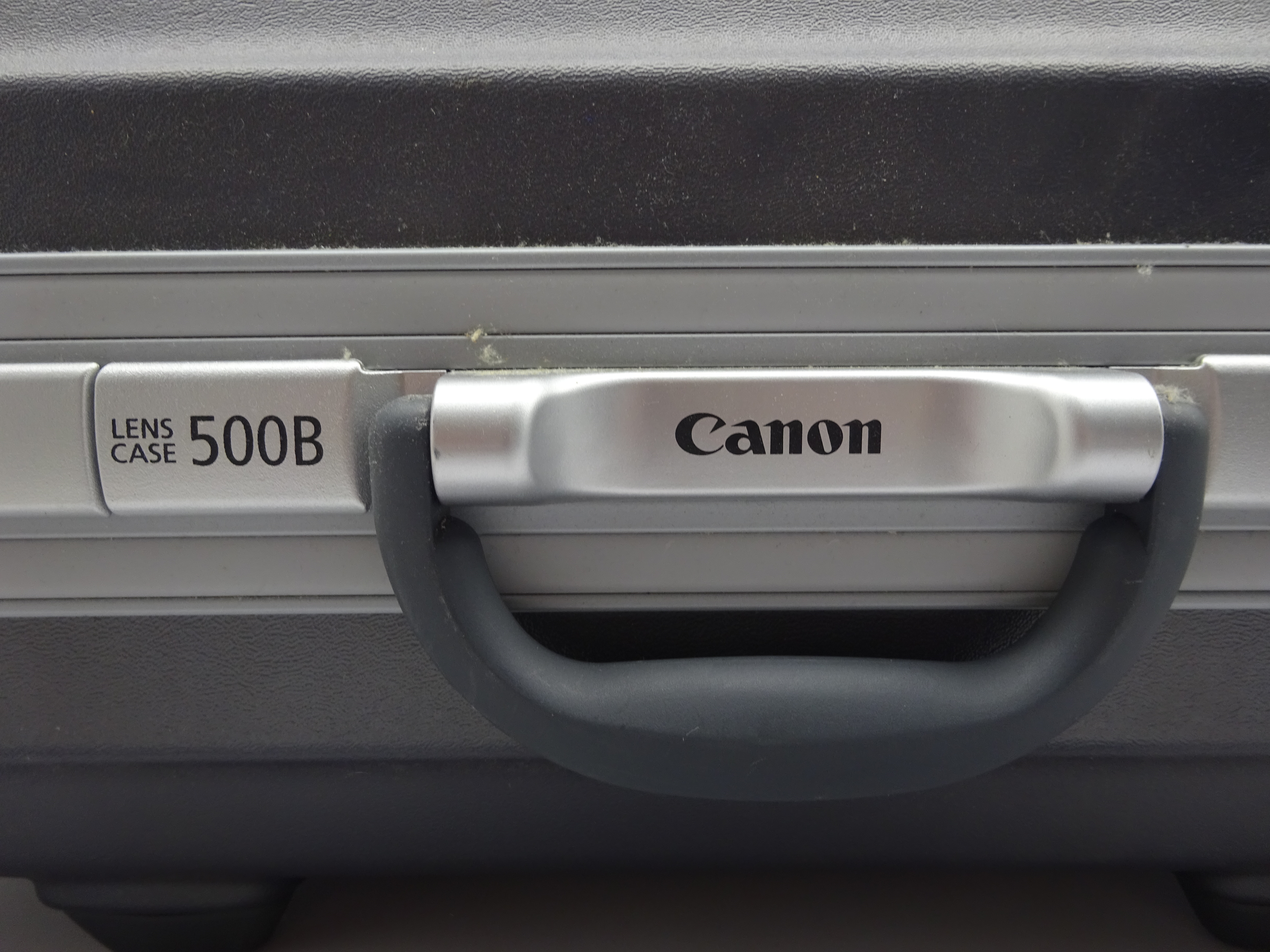 Canon 500B lens case with fitted interior - Image 2 of 6