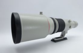 'CANON LENS EF 500mm 1:4 L IS II USM' super-telephoto camera lens