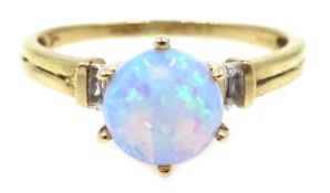 9ct gold opal set ring, hallmarked Condition Report & Further Details Approx 2gm,