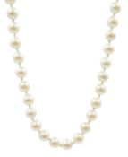 Pearl necklace with gold clasp,