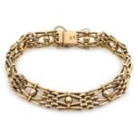 Gold fancy link chain bracelet, stamped 9c, approx 19.