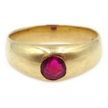 14ct gold single stone round ruby ring,