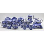 Quantity of Spode Italian pattern tea and coffee ware including 8 tea cups and 9 saucers,