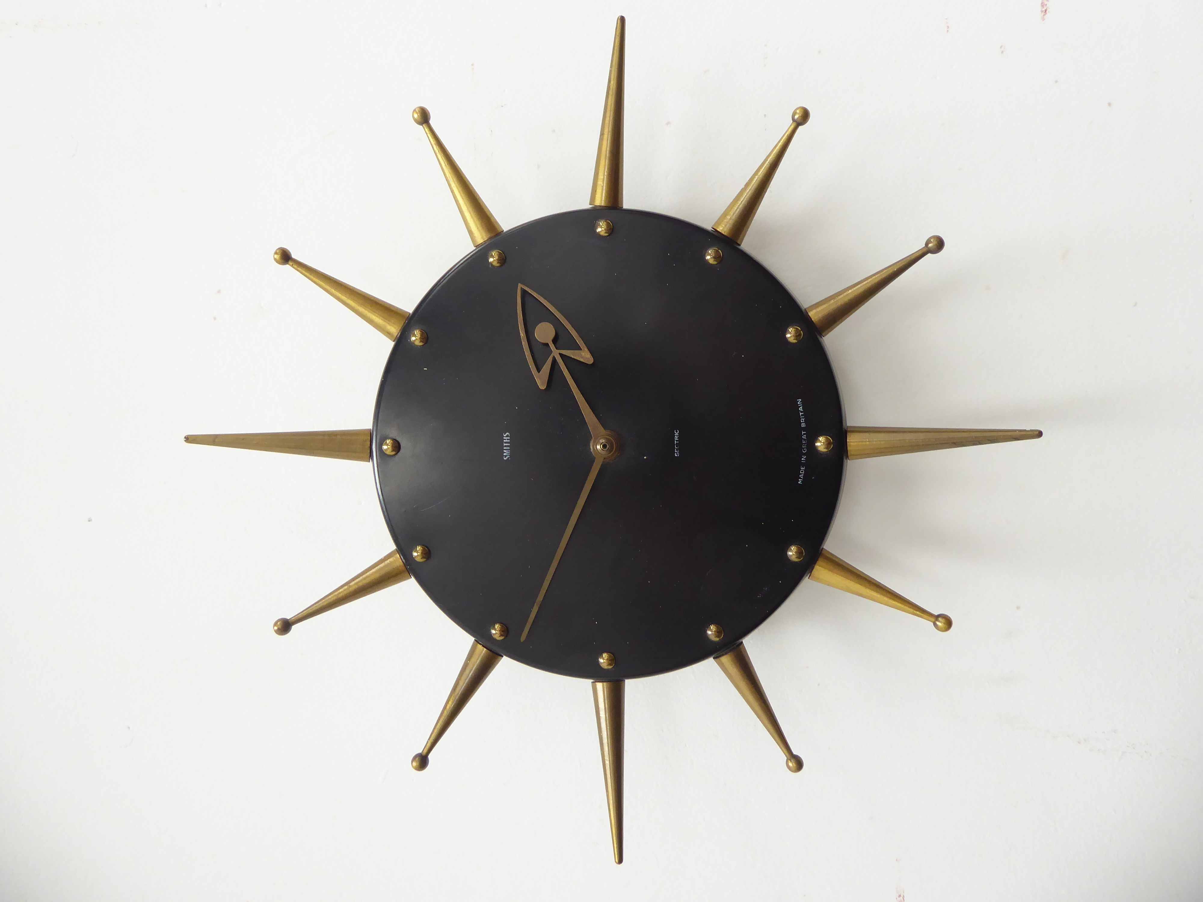 1950s 'Smiths Sectric' atomic electric wall clock,