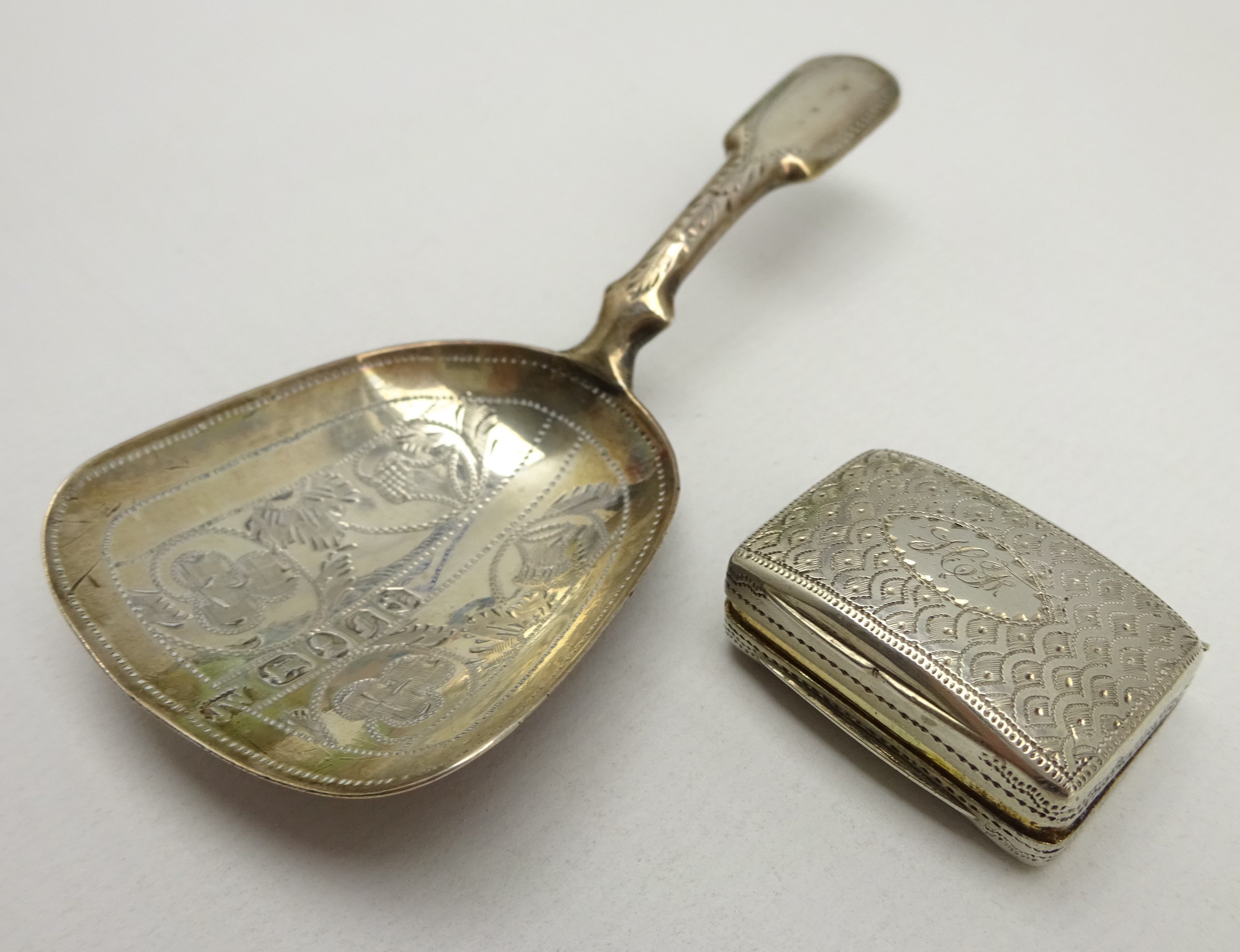George IV small silver vinaigrette with pierced grille and engraved decoration Birmingham 1821