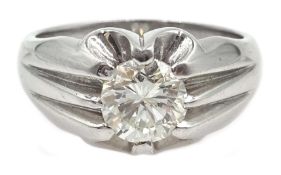 Gentleman's 18ct white gold diamond solitaire ring, hallmarked, diamond 1.