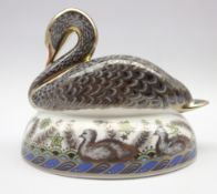Royal Crown Derby 'Platinum Black Swan' paperweight, limited edition 413/600, gold stopper,