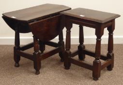 18h century small oak drop leaf occasional table, oval top above turned supports,