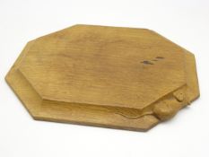 Thompson of Kilburn Mouseman oak bread board with carved mouse signature 30cm x 25cm