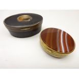 Gilt metal and banded agate oval snuff box with hinged cover 4cm x 3.